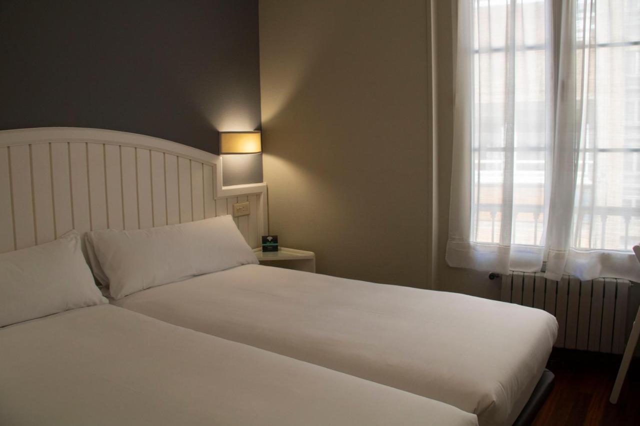 Alda Miramar Rooms Хіхон Екстер'єр фото
